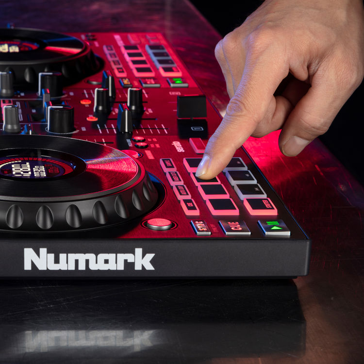 NUMARK MIXTRACK PLATINUM FX – Image 12