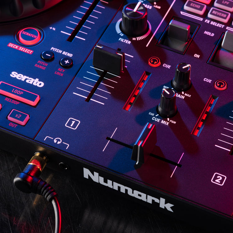 NUMARK MIXTRACK PLATINUM FX – Image 7